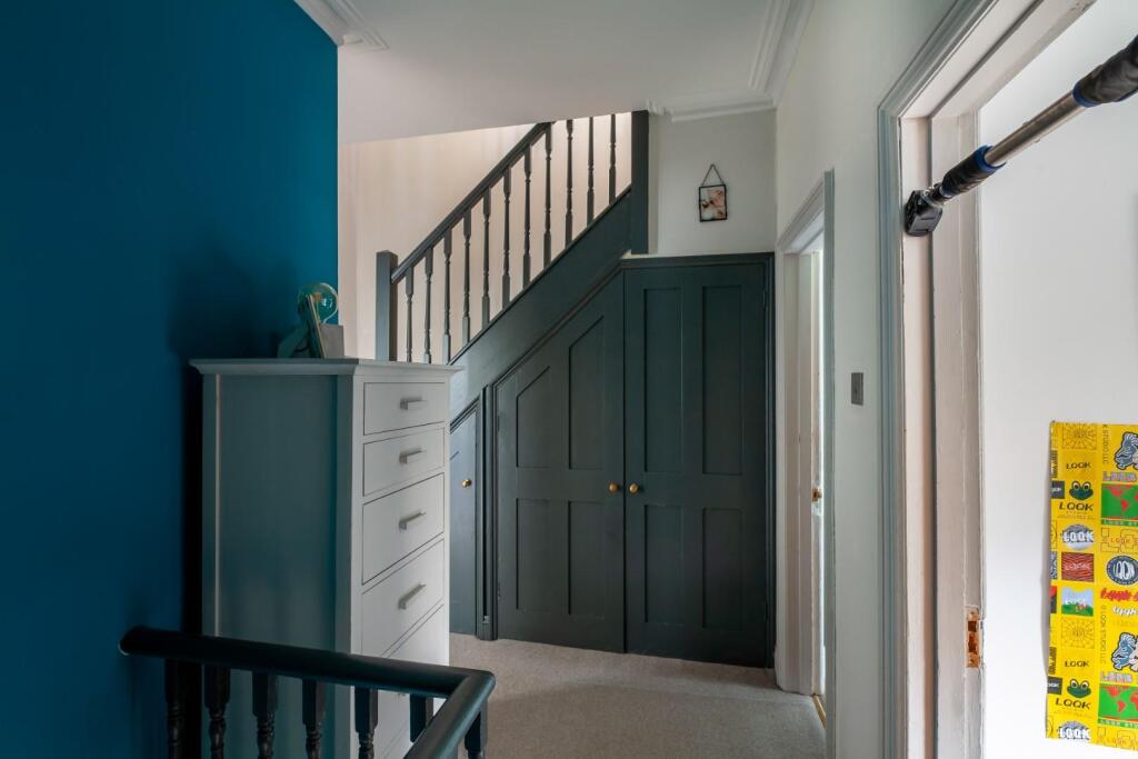 11 Prior Park Road-39.jpg