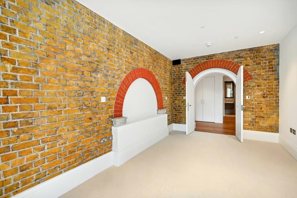 8 Sloane building (7