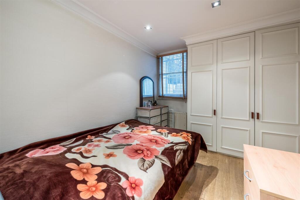 Gledhow Gardens 1_2-4.jpg