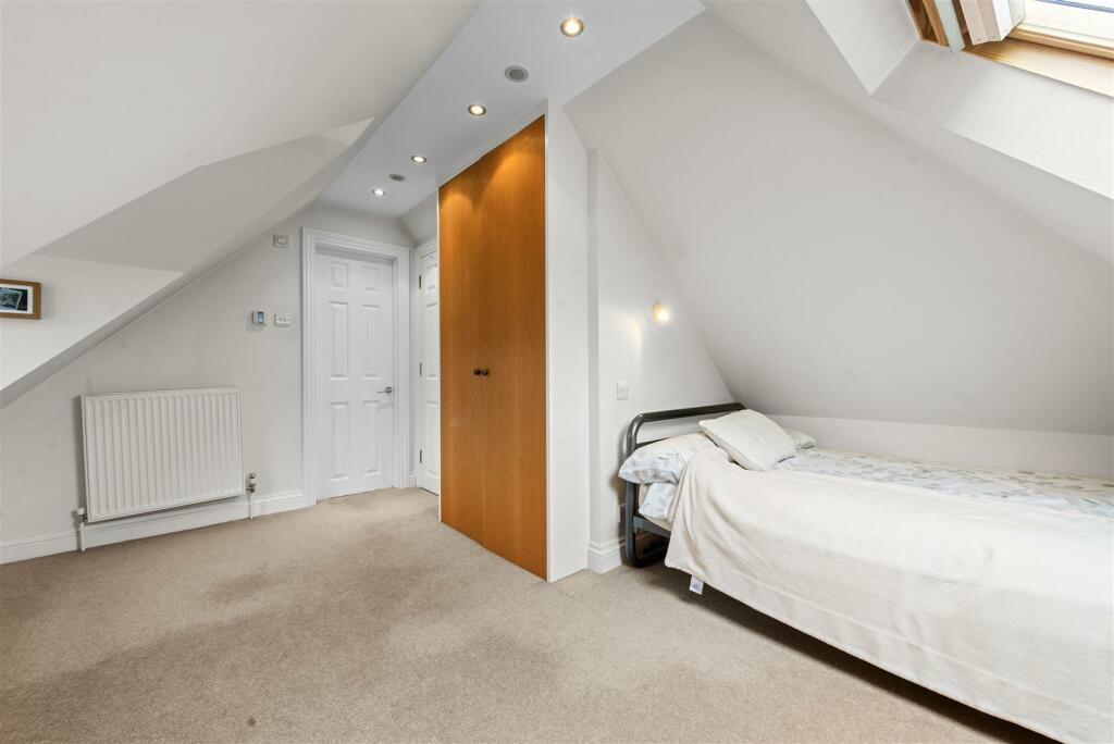 Loft Conversion/Bedroom 5