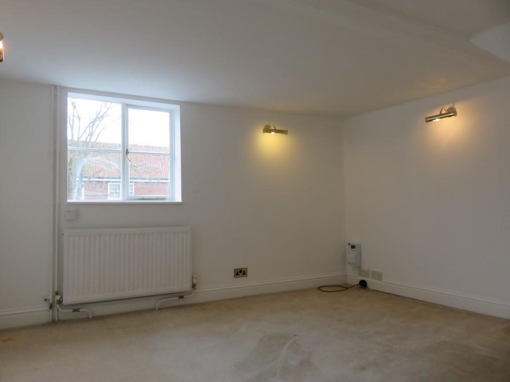 Sitting room/Bedroom