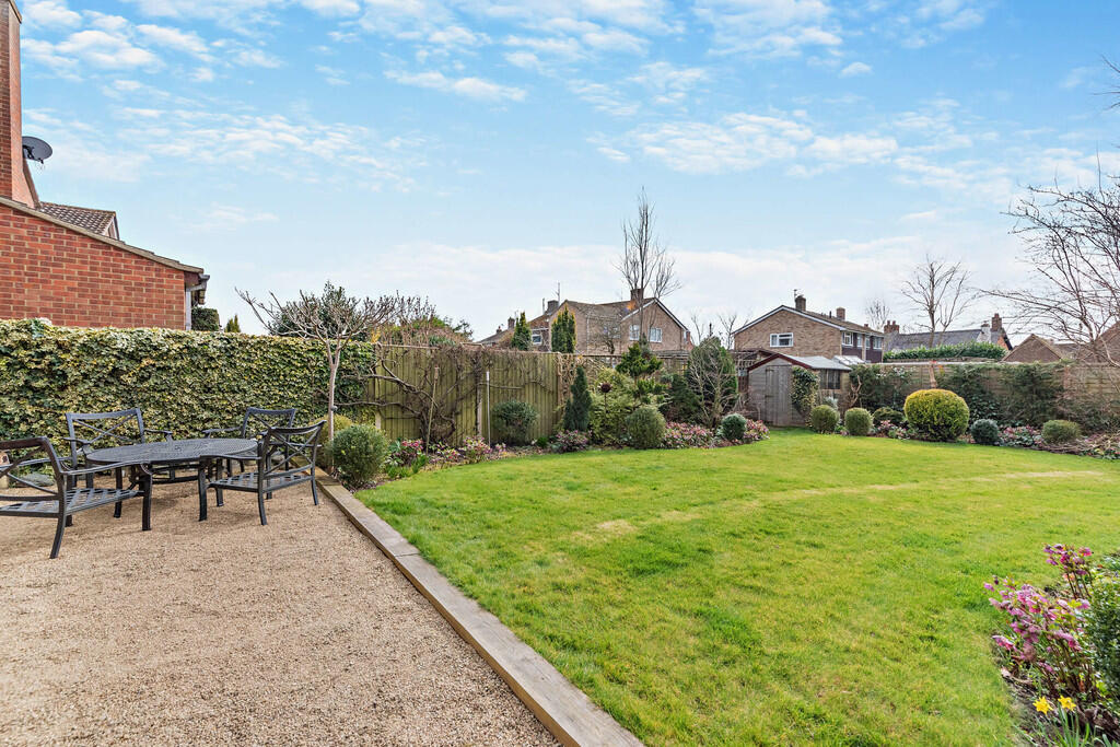 8639764-exterior0...