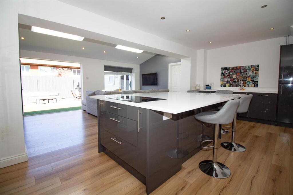 Open Plan Kitchen Family Room