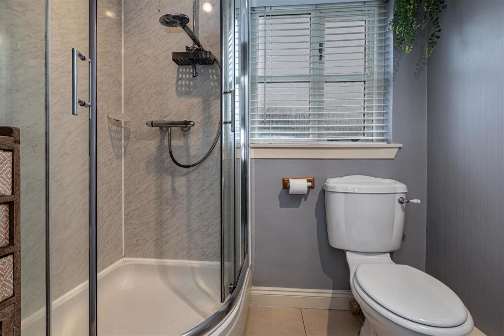 2 Smithy Row Clovenfords 20.JPG