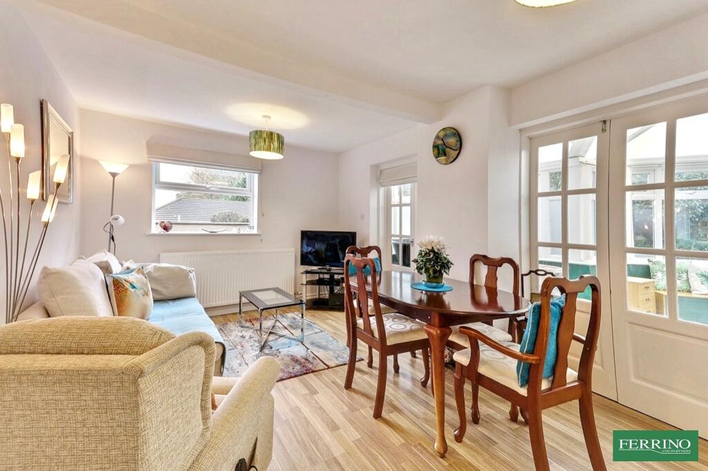 Conservatory / Dining Room