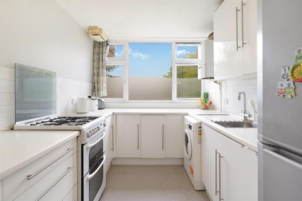 65 Talbot Walk, Church Road - lXLAoM4sV9lToWpGqbDy