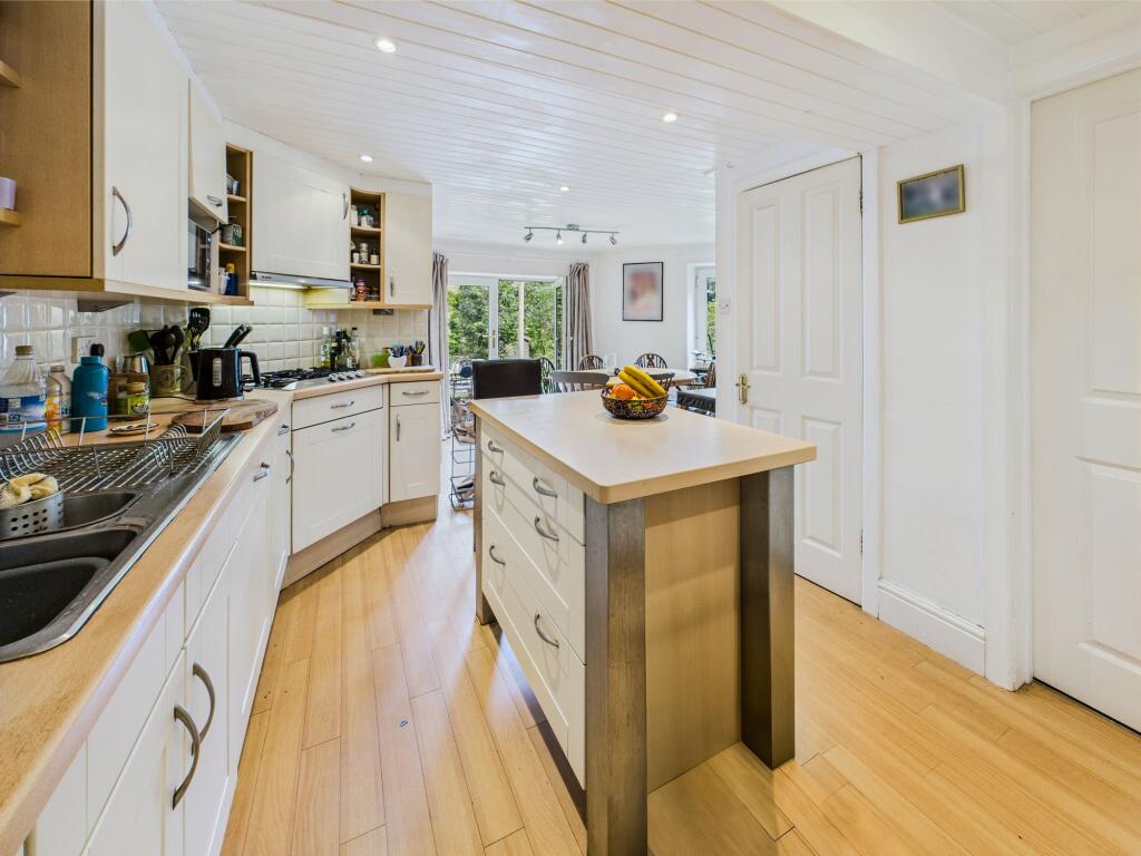 Kitchen Diner - Kitchen Area