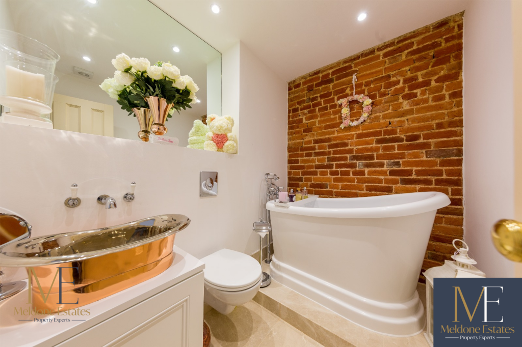 Bathroom_2
