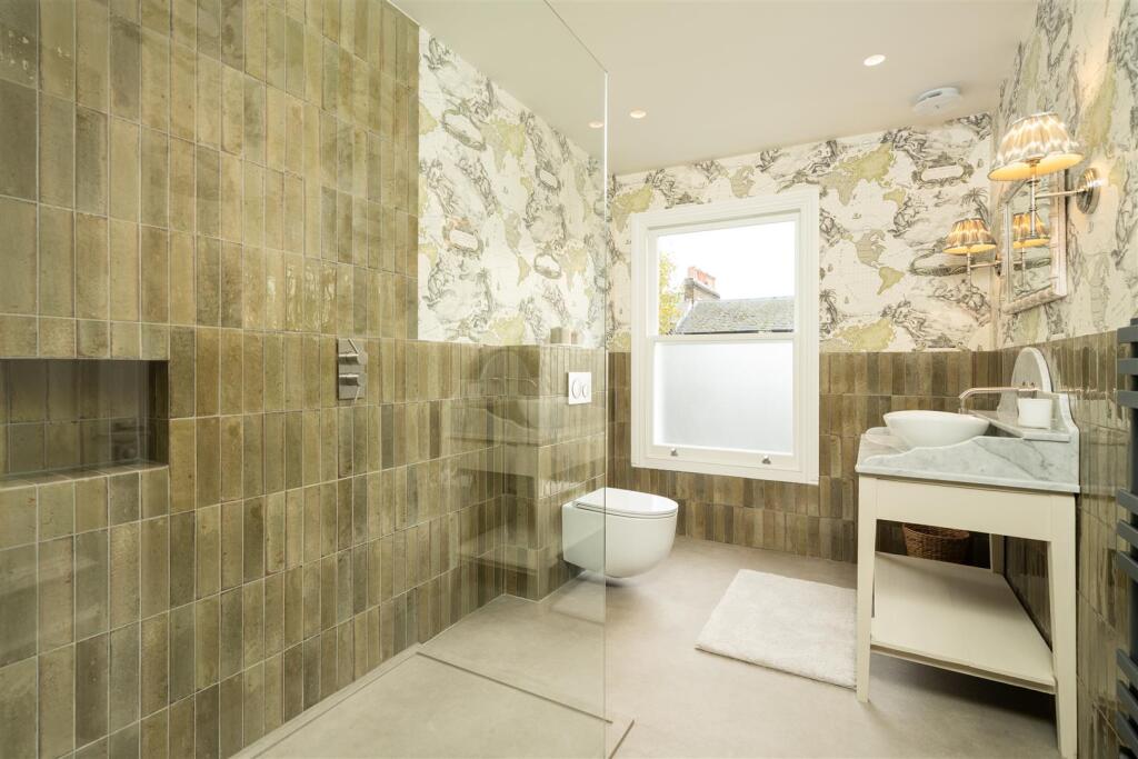 Cromwell Grove - (12 of 41).jpg
