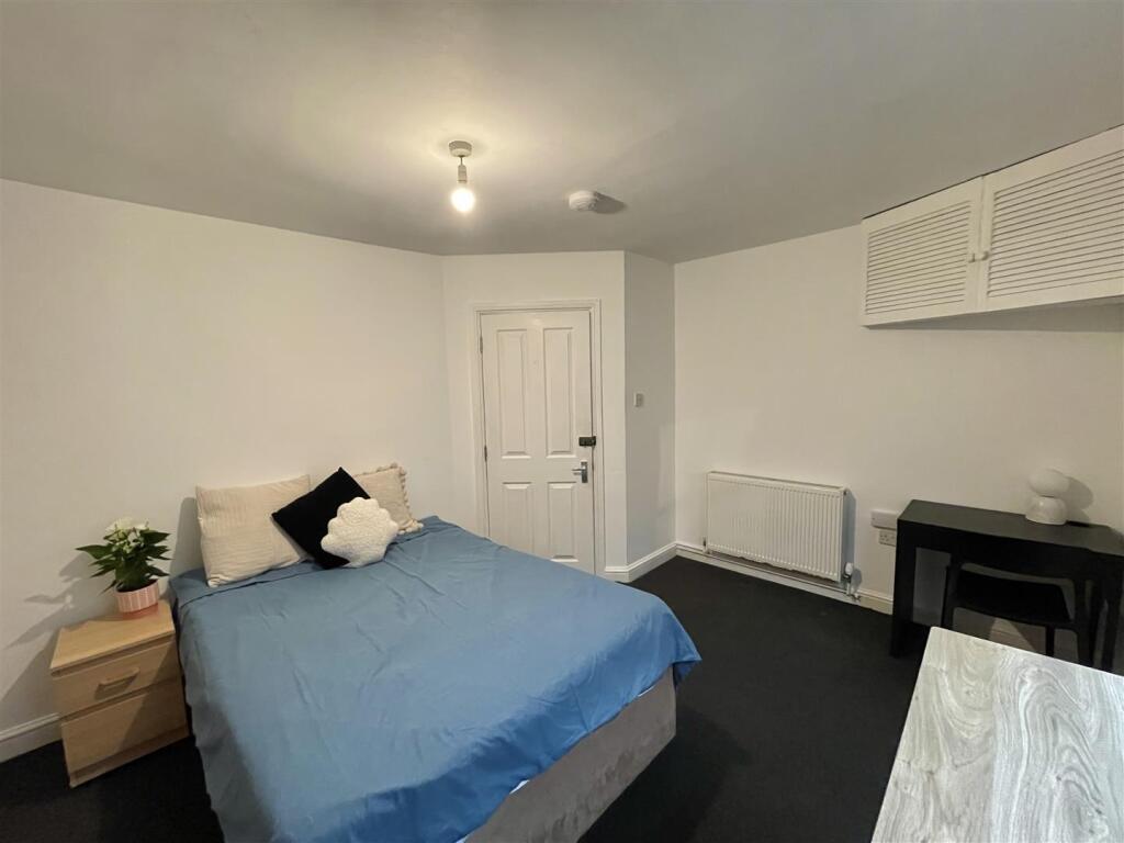 7 IR Room 1.jpg