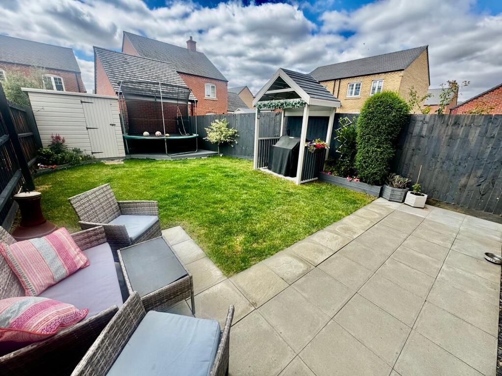 Seating &amp; Patio Area