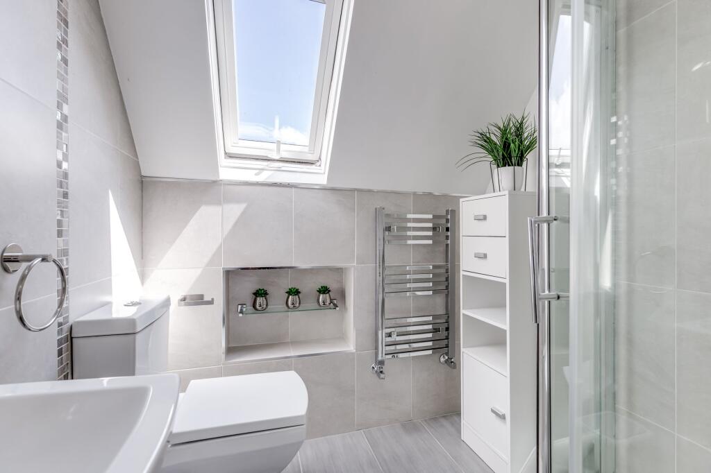 En-suite Bathroom