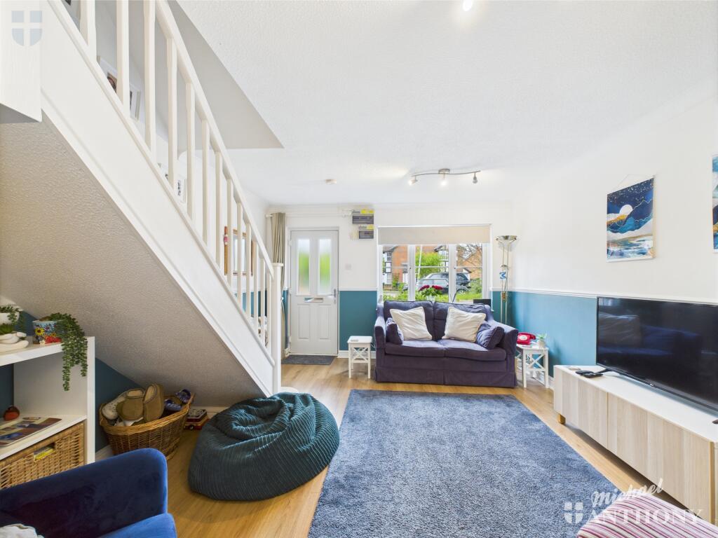 CAM03218G0-PR0633-STILL012