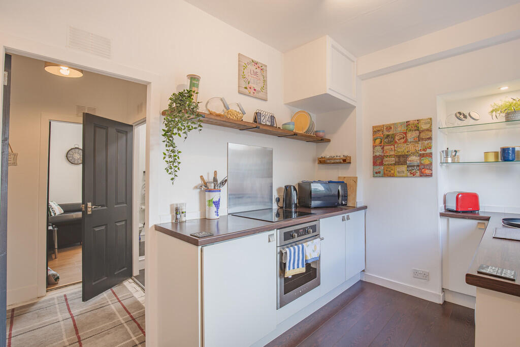 KitchenAngle1