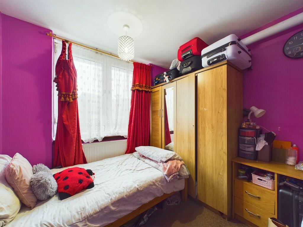 CAM03741G0-PR0042...