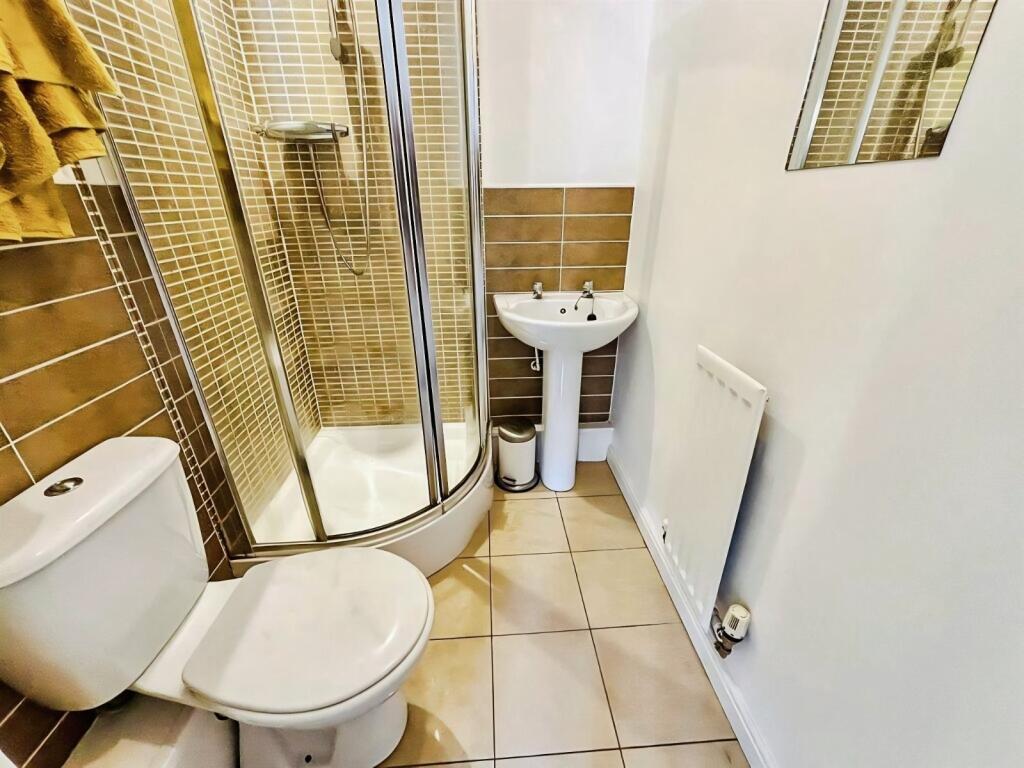 Steel Green, Leeds, West Yorkshire, LS12