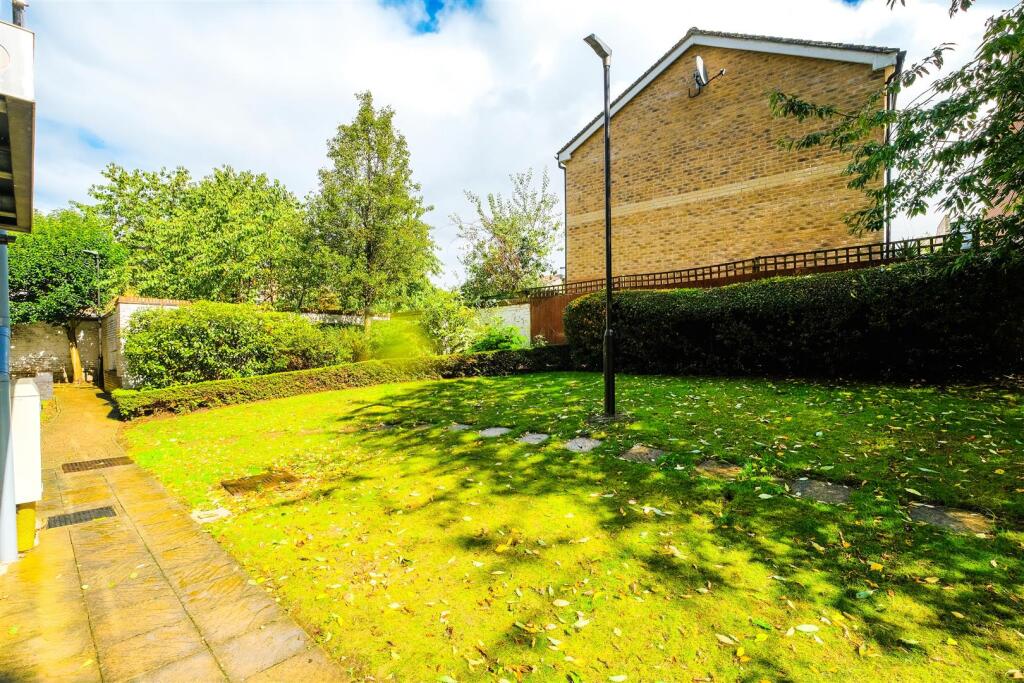 6 thomas Jacomb place-13.jpg