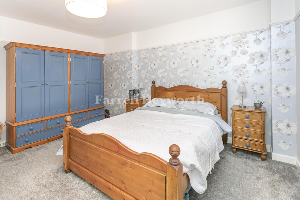 Bedroom 1 view3