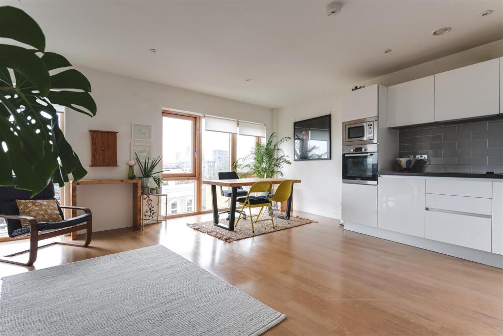 7 Aumbrey Apartments-26.jpg