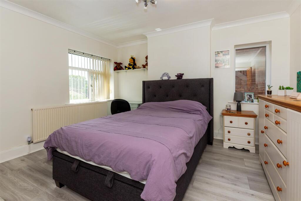 Bedroom 3 SAPL7848-20250718-DxO_DeepPRIME XD2s.jpg