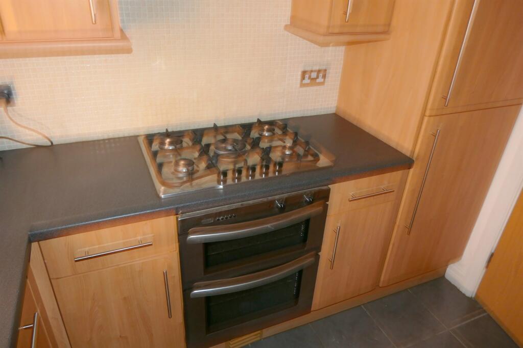 Kitchen d