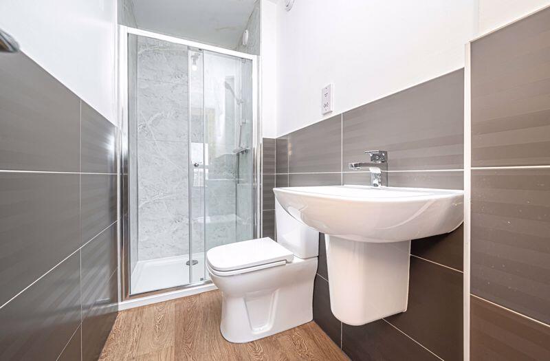 En Suite Shower Room