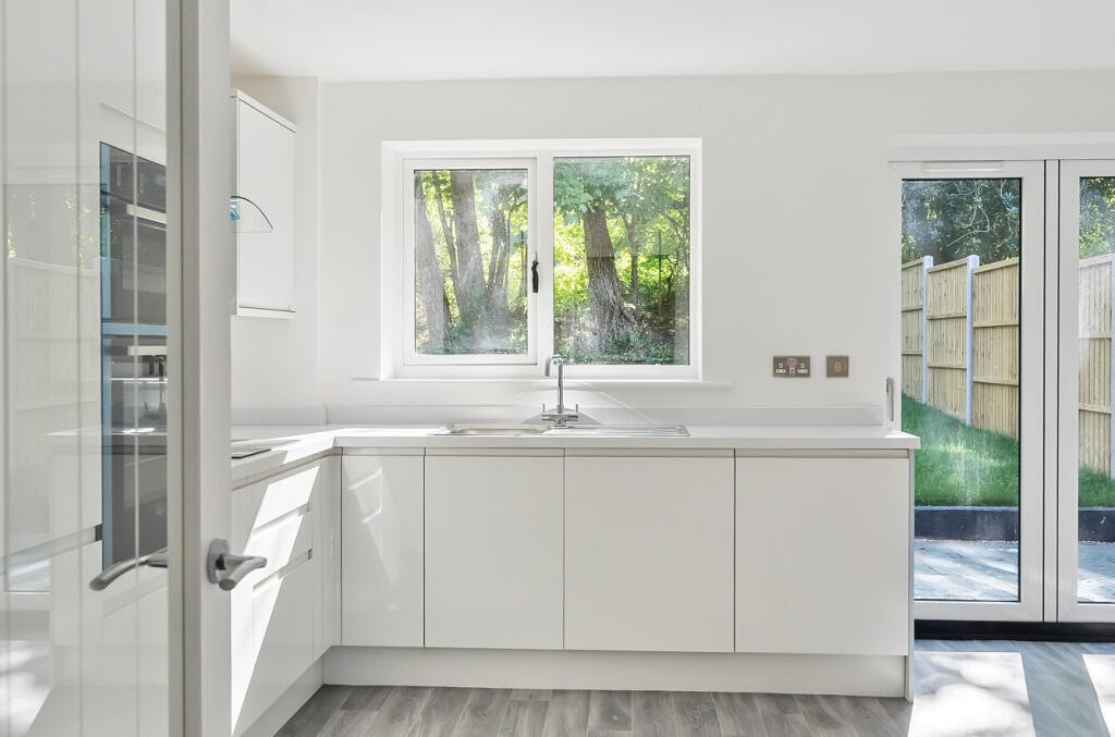 12-6819cd1b20ea0-...