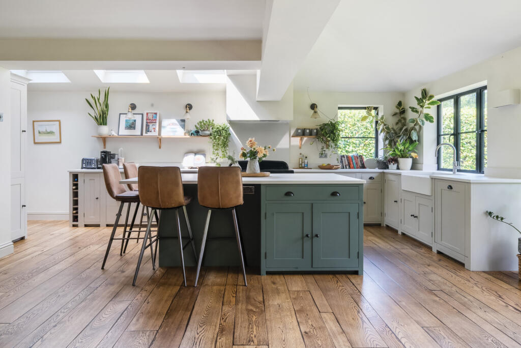 1310286-49-684c67...