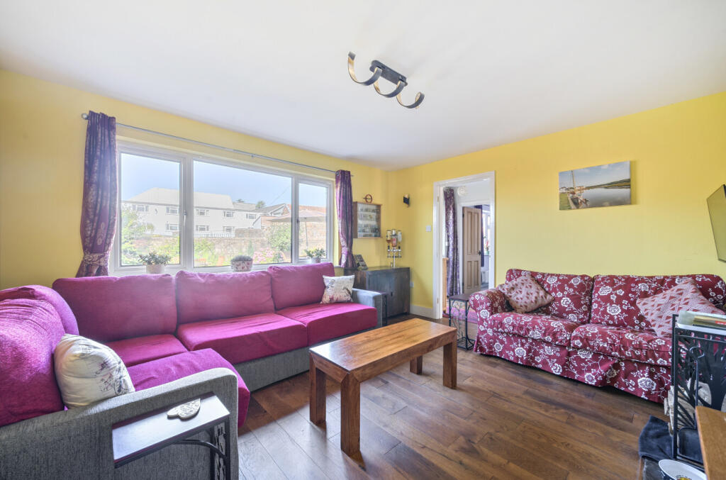 1319923-12-686f8a...