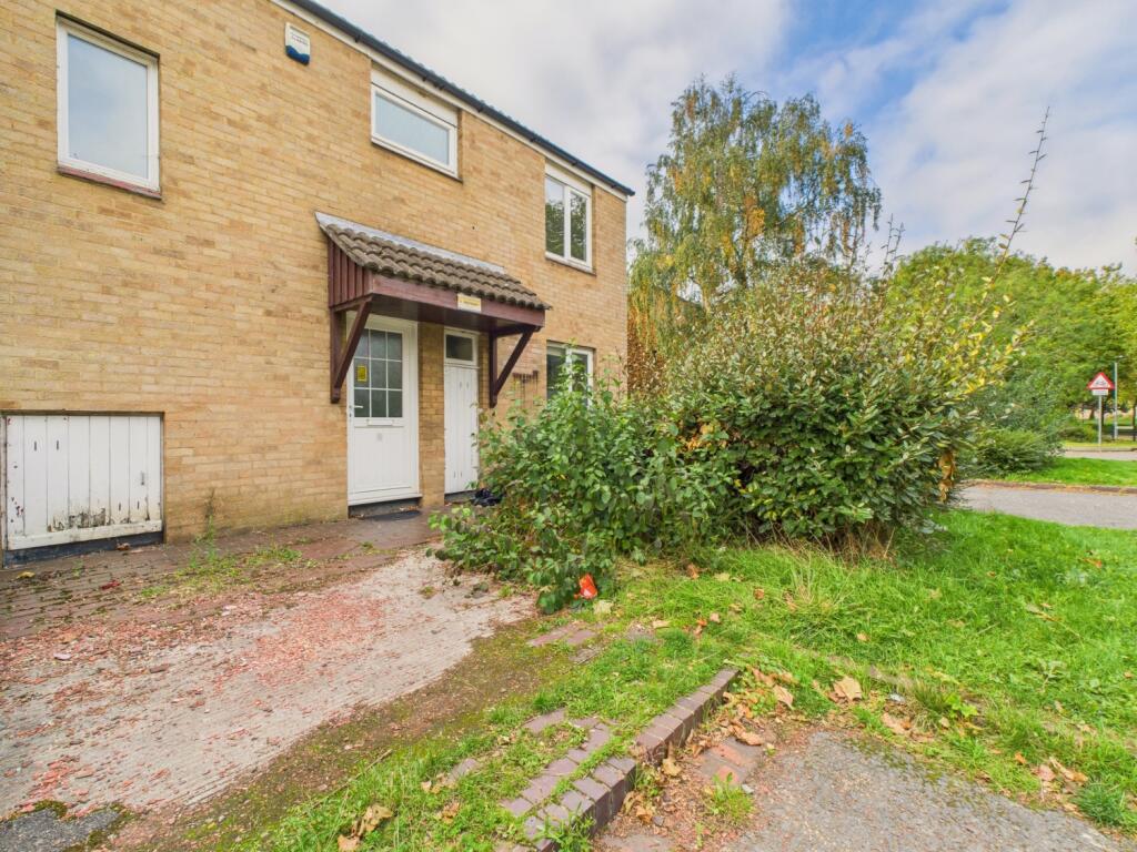 CAM01909G0-PR0406-STILL002