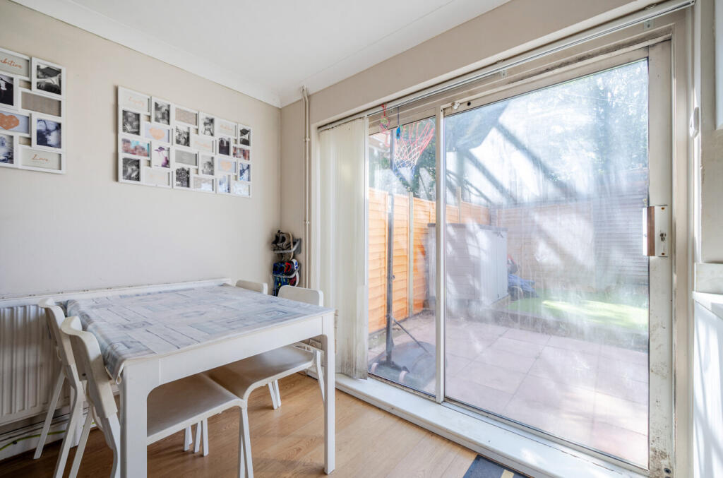 1313671-26-685976...