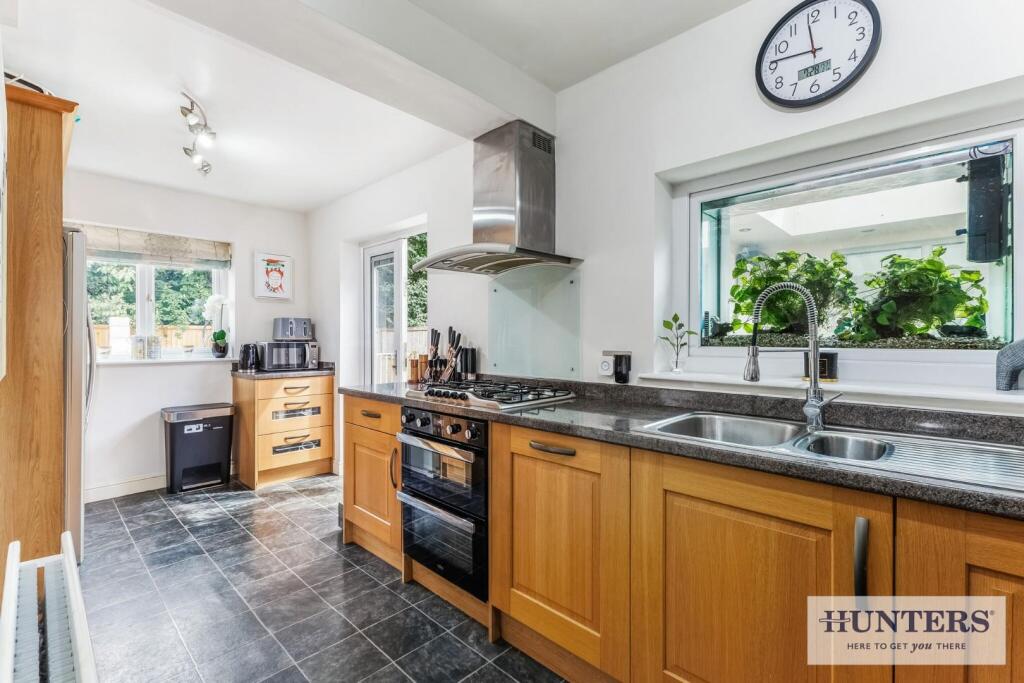 95881_7-West-View-Court-Yeadon (6) - Copy_low.jpg