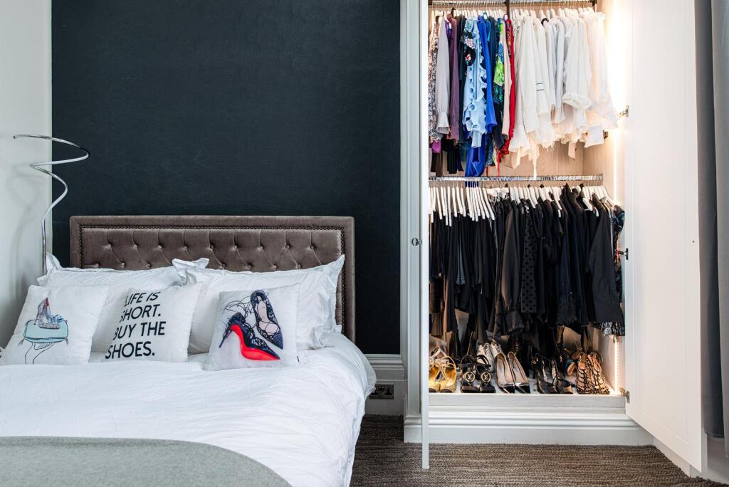 Bedroom1_3.jpg