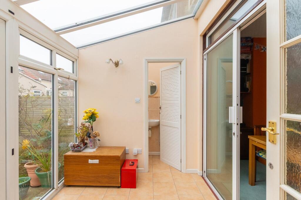 1F7A0HD - Conservatory D.jpg