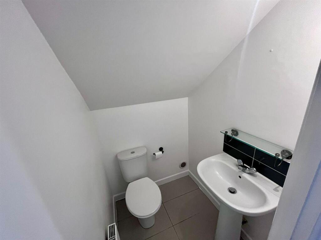 FF toilet.jpg