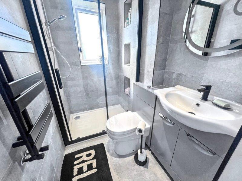 Ensuite 2