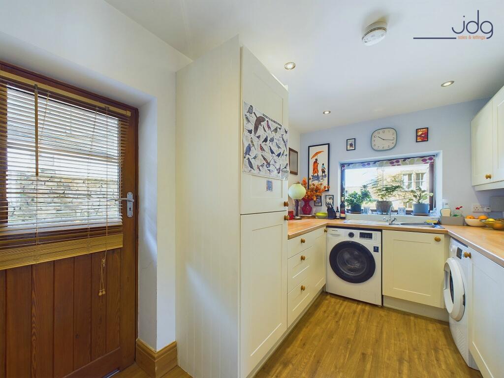 Utility/kitchen