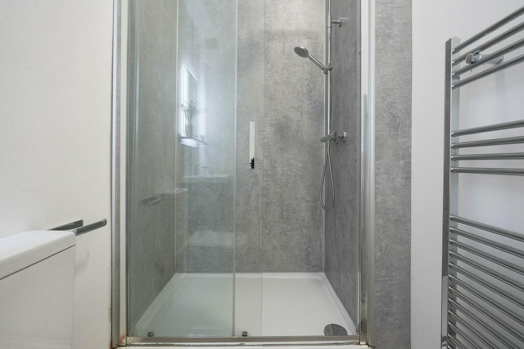 shower 2