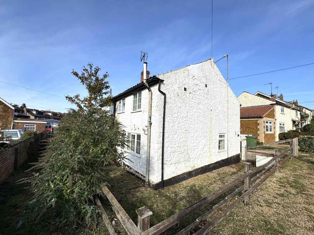 BLACKBOROUGH END - 2 Bed Period Cottage