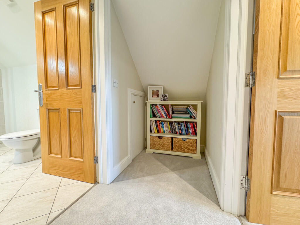 2nd floor landing