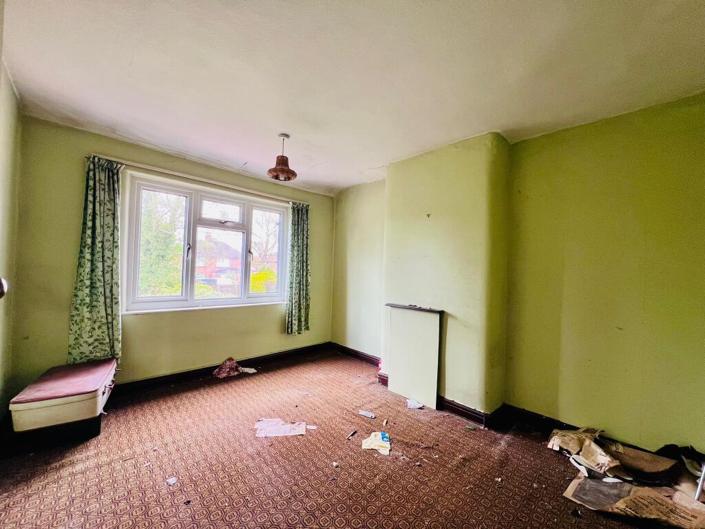BEDROOM2.jpg
