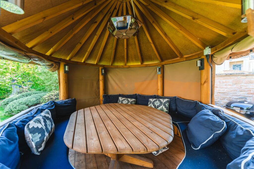 Summer House