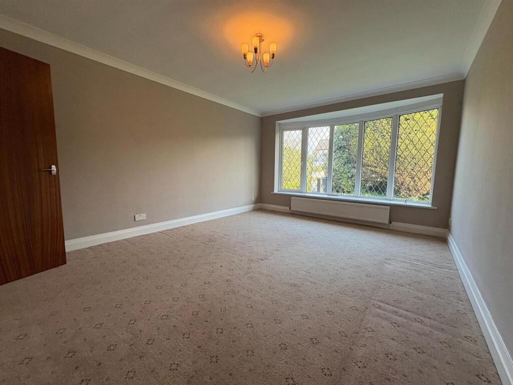 New Lounge 2.jpg
