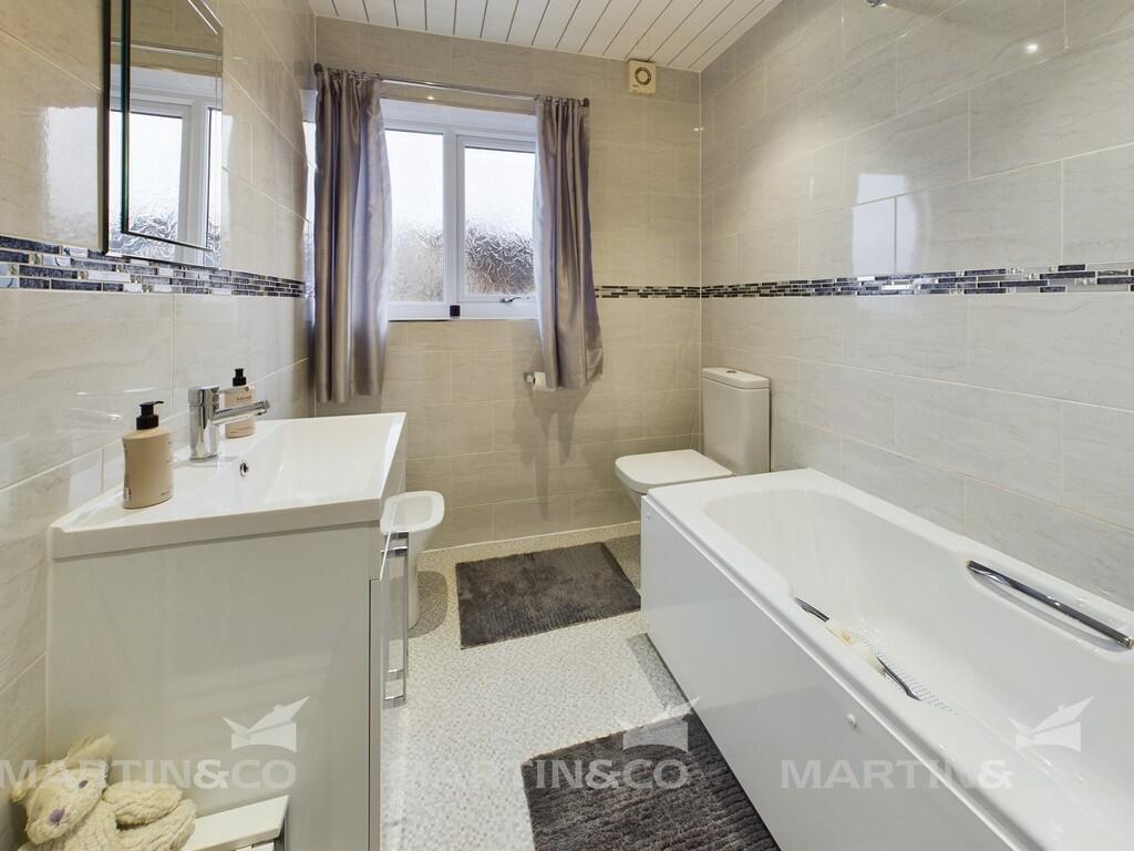 CAM02406G0-PR0375...