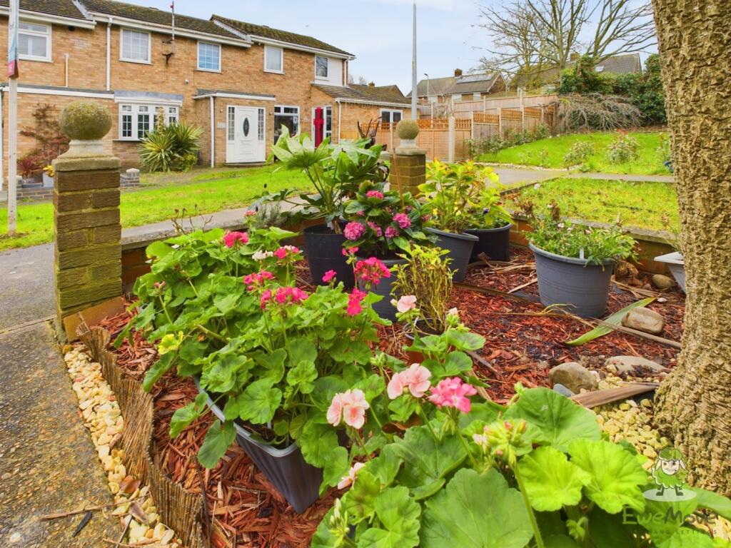 CAM01543G0-PR0108-STILL002