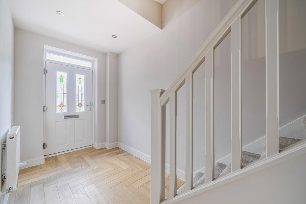 1346897-6-68b19f8...