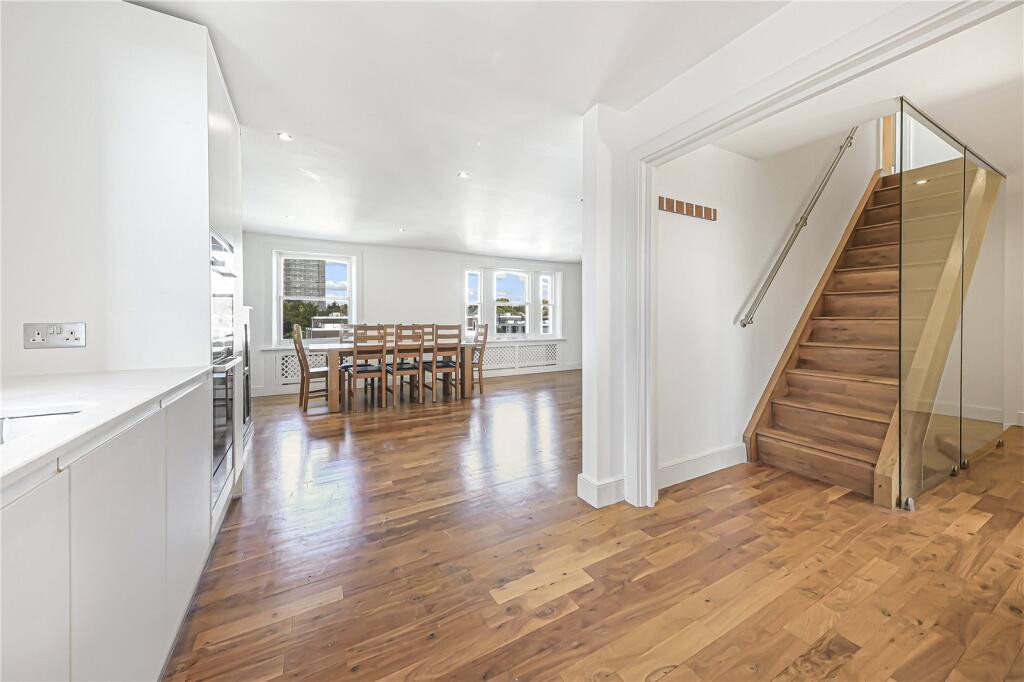 Reception/Kitchen