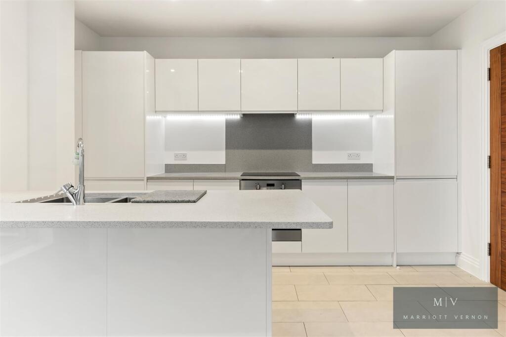 Faversham House 15 MV-6.jpg