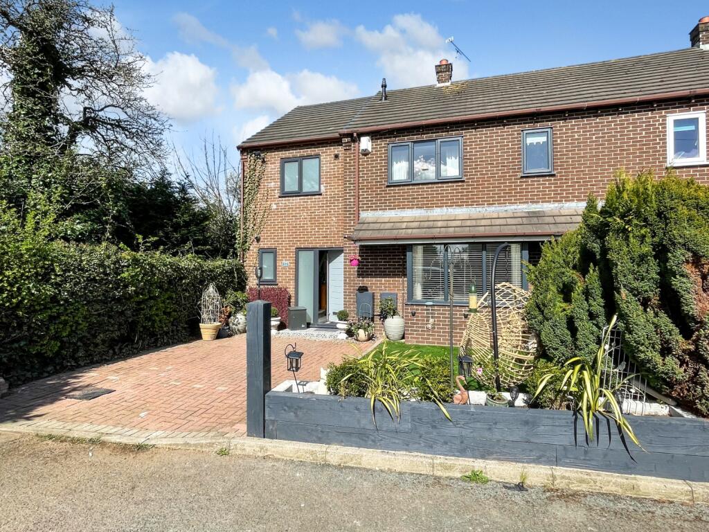 Front EweMove Chester