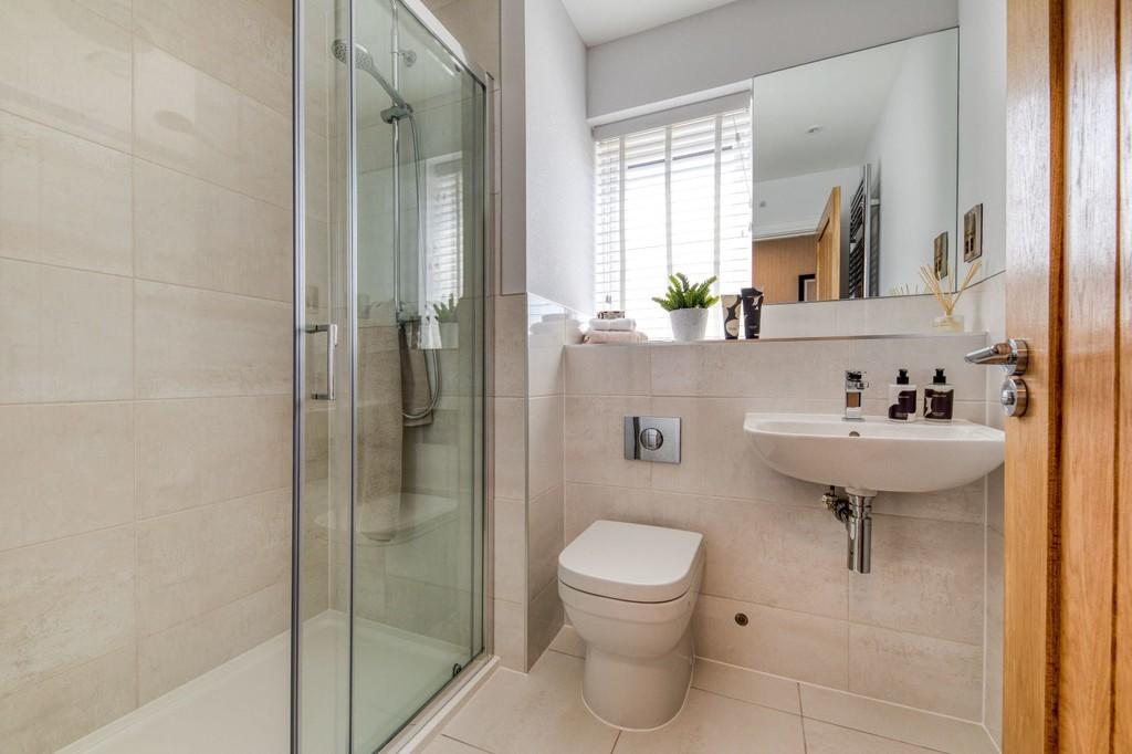 Example en suite